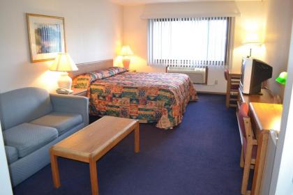 Sky Lodge Inn & Suites - Delavan - image 14