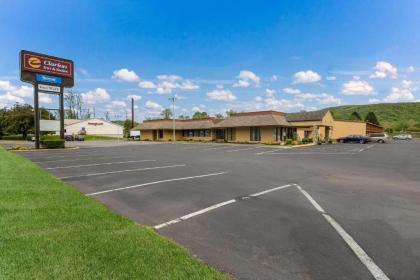 Clarion Inn & Suites Stroudsburg - Poconos - image 14