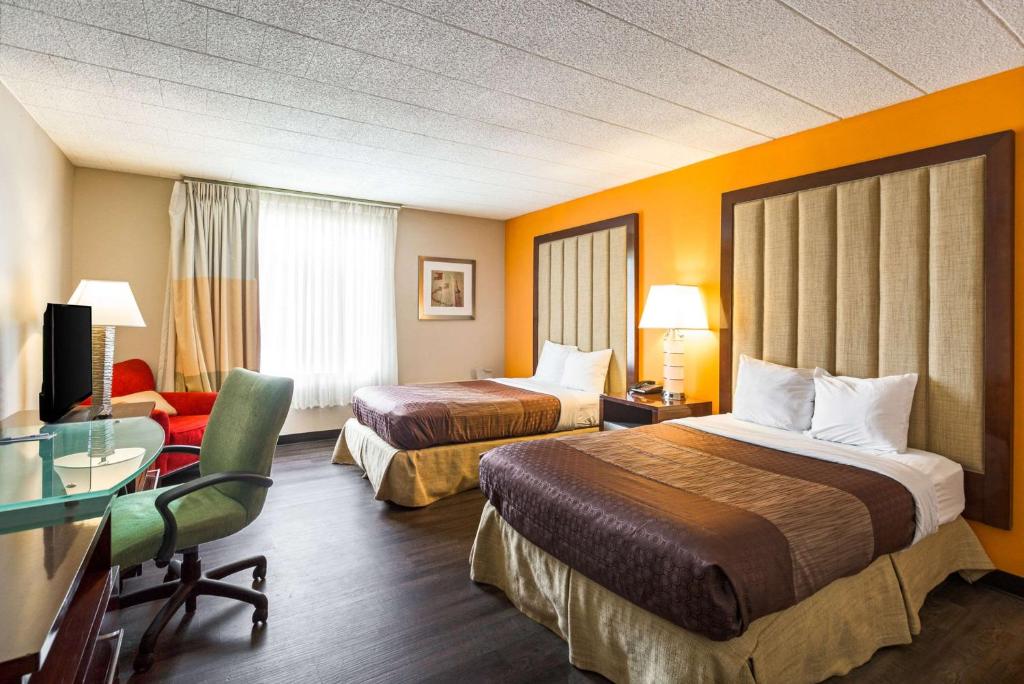 Rodeway Inn & Suites - Poconos - image 7