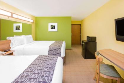 Microtel Inn & Suites by Wyndham Delphos - image 4