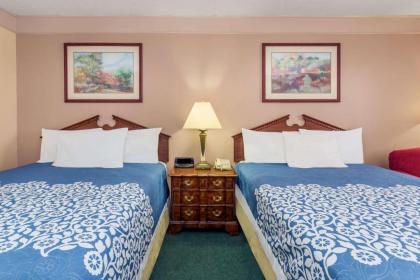 Days Inn by Wyndham Delta CO - image 5