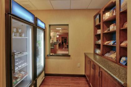 Hampton Inn Deming - image 8