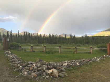 Carlo Creek Cabins - image 3