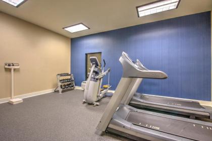 Hampton Inn Baton Rouge - Denham Springs - image 7