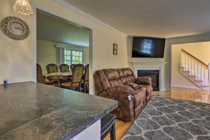 Cape Cod Home with Game Room 3Mi to Mayflower! - image 8