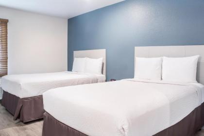 WoodSpring Suites Denton - image 9