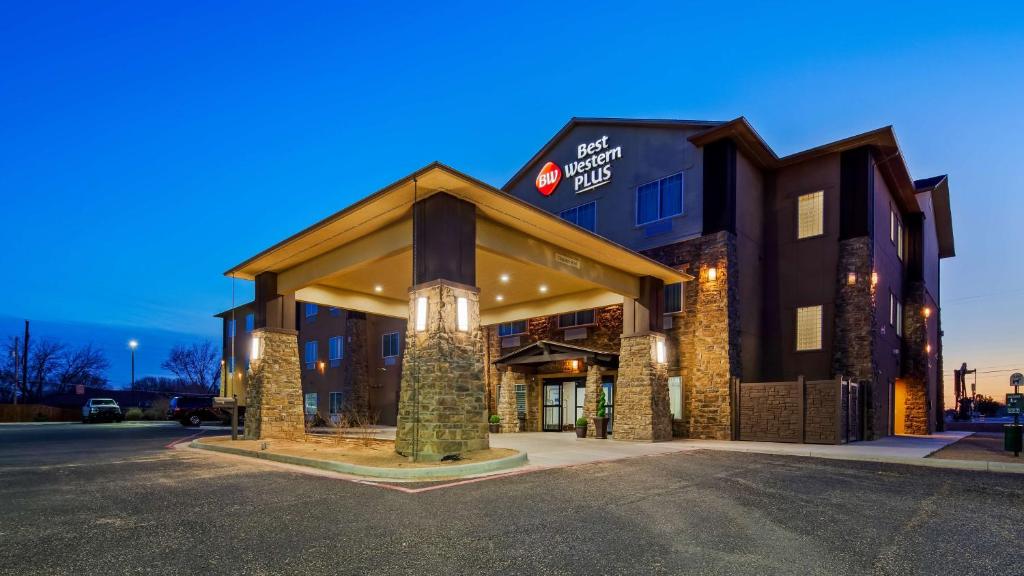 Best Western Plus Denver City Hotel & Suites - main image