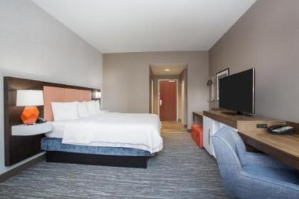 Hampton Inn & Suites Denver-Downtown - image 2