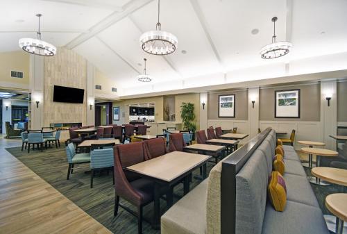 Homewood Suites by Hilton Denver International Airport - image 5