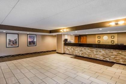 Comfort Inn & Suites Denver Northfield - image 2