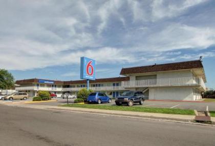 Motel 6-Denver CO - Airport - image 4