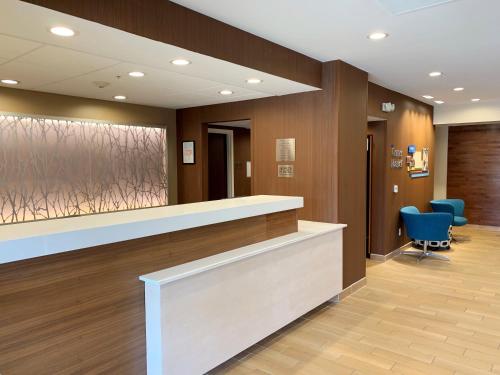 Fairfield Inn by Marriott Denver / Westminster - image 4