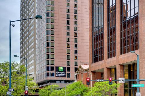 Holiday Inn Express Denver Downtown an IHG Hotel - main image