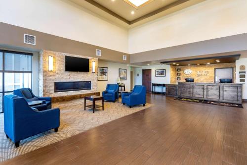 Comfort Suites Near Denver Downtown - image 4