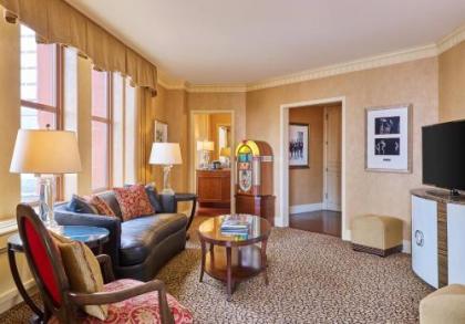 The Brown Palace Hotel and Spa Autograph Collection - image 2