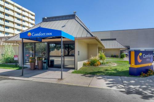 Comfort Inn Denver Central - image 3