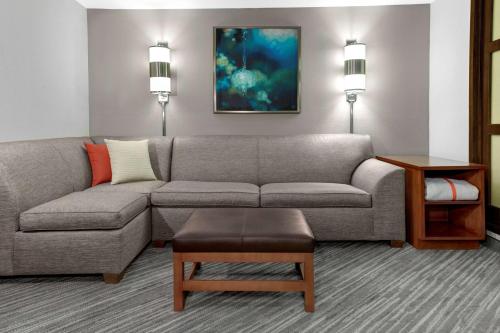 Hyatt Place Denver Airport - image 3