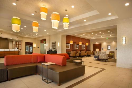 Drury Inn and Suites Denver Central Park - image 3