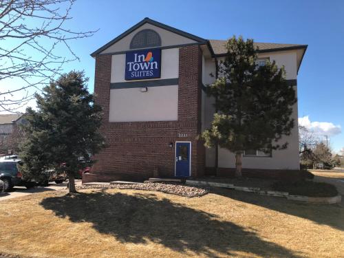 InTown Suites Extended Stay Denver Havana Street - main image