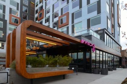 MOXY Denver Cherry Creek - image 4