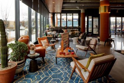 MOXY Denver Cherry Creek - image 7