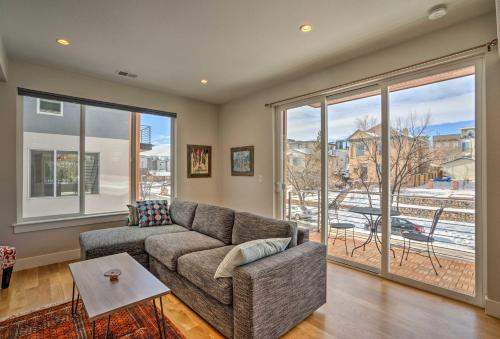 Fully Loaded Denver Townhome 1 Block to Mile High - image 5