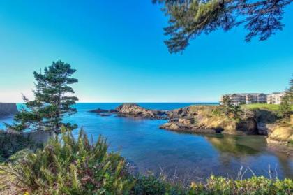 Pirate Cove Cottage 1 Depoe Bay Oregon