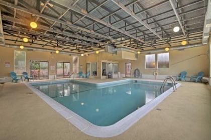 Charming Lincoln City Condo with Pool - Ocean View! - image 4