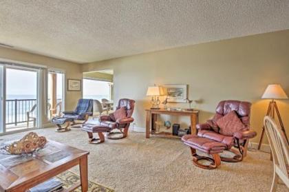 2BR Lincoln City Condo with Patio and Ocean Views! - image 4