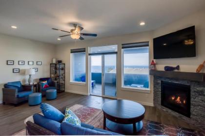 Oceanview Townhome - Pet Friendly - Sleeps 6 - King - image 10