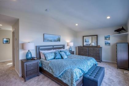 Oceanview Townhome - Pet Friendly - Sleeps 6 - King - image 11