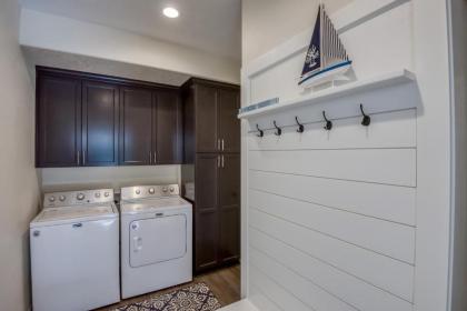 Oceanview Townhome - Pet Friendly - Sleeps 6 - King - image 18