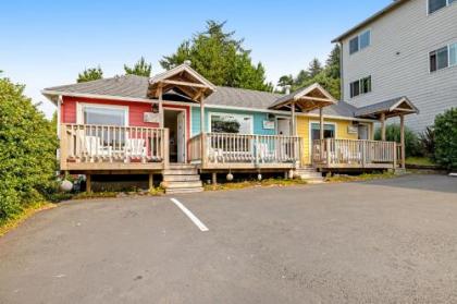 Captains Quarters and Cabins Depoe Bay Oregon