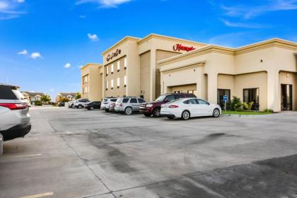 Hampton Inn Derby - image 15