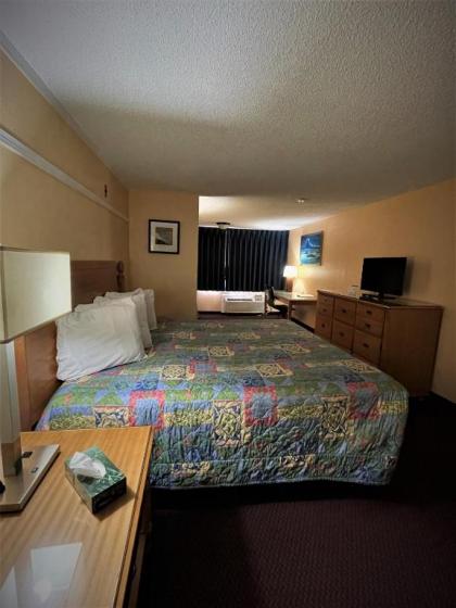 Marina Inn Des Moines / SeaTac - image 17