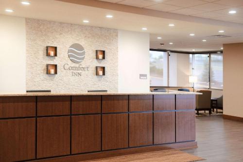 Comfort Inn & Suites Event Center - image 3