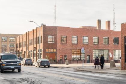 Frontdesk Rowat Lofts East Village Des Moines - image 6