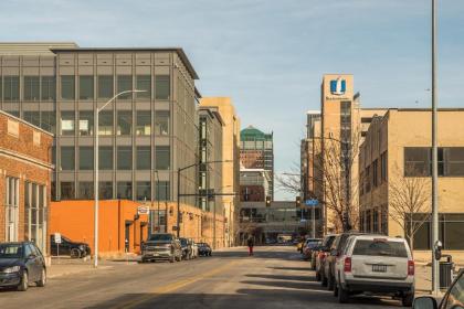 Frontdesk Rowat Lofts East Village Des Moines - image 7