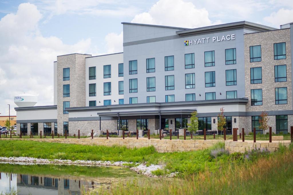 Hyatt Place Altoona/Des Moines - main image