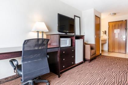 Best Western Des Plaines Inn - image 17