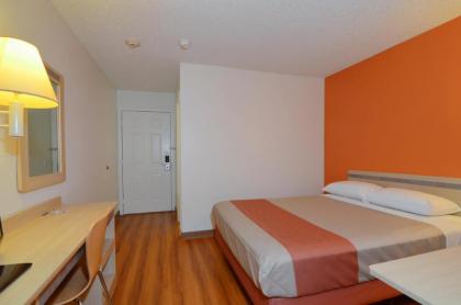 Motel 6-North Palm Springs CA - North - image 15