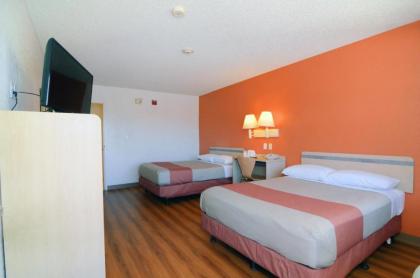 Motel 6-North Palm Springs CA - North - image 3