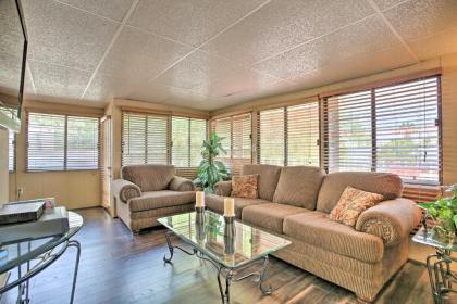 Desert Hot Springs Home in Resort Community! - image 4