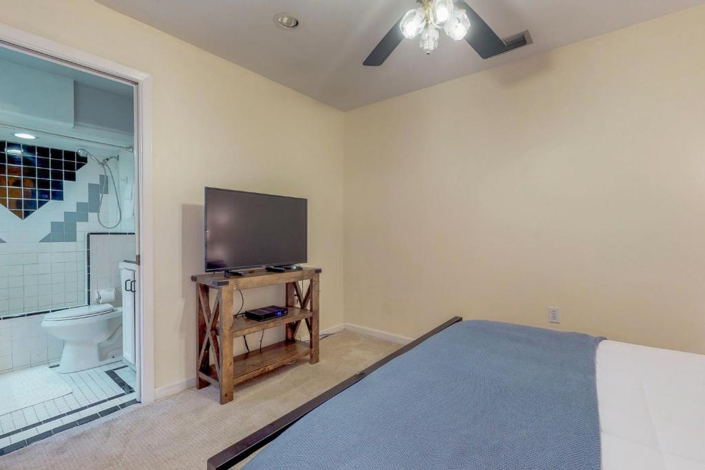 3 Bed 4 Bath Apartment in Destin - image 2