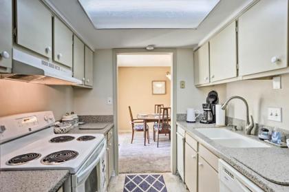 Destin Townhome with Beach Access and 2 Pools! - image 4