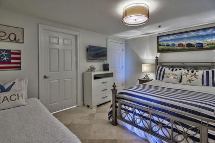 STERLING SHORES 501 by Bliss Beach Rentals - image 17