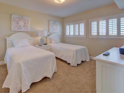 Beach House IV - image 15