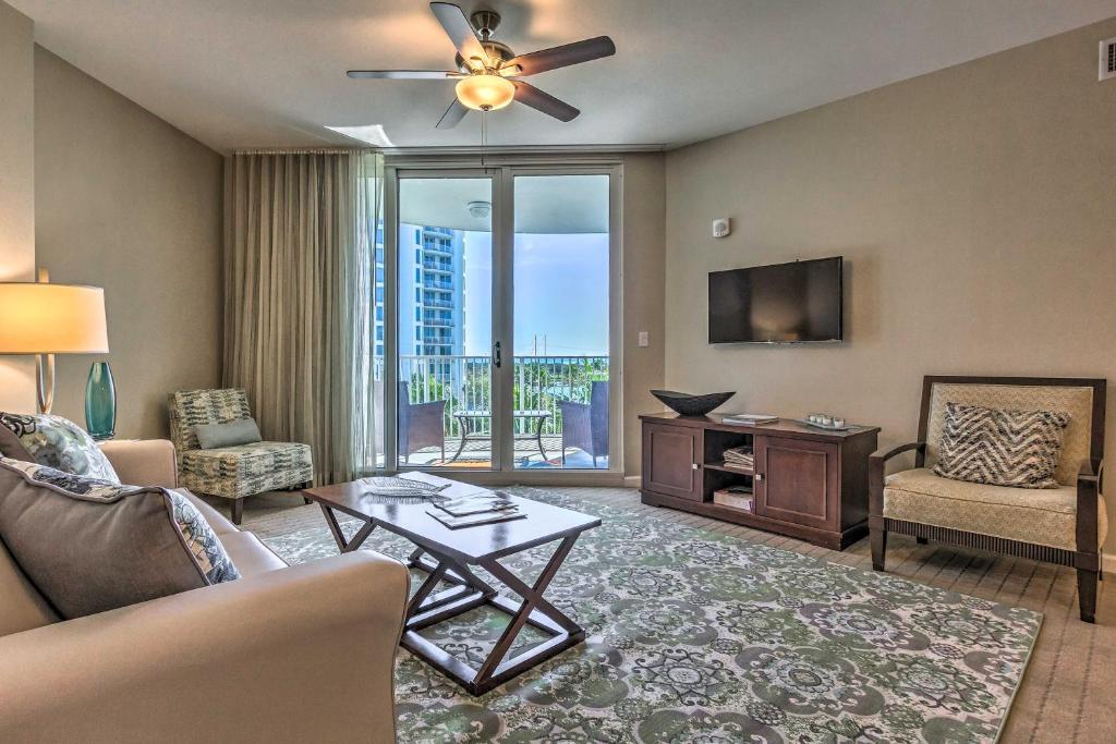 Destin Condo with Amenities Less Than half Mi to Beach! - main image