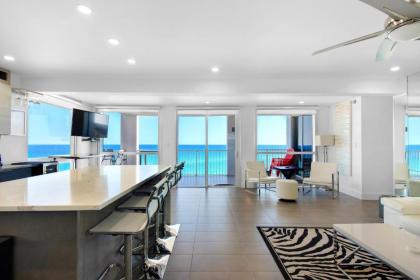 Shoreline towers 2066 by RealJoy Vacations Destin Florida