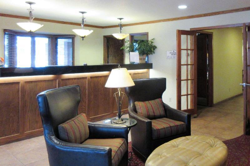 Quality Inn & Suites - image 3